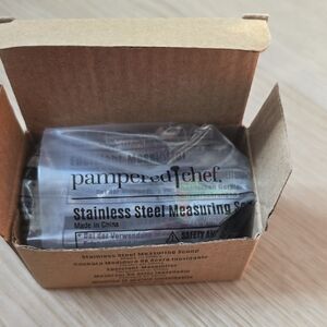 Pampered Chef Silver Measuring Scoop